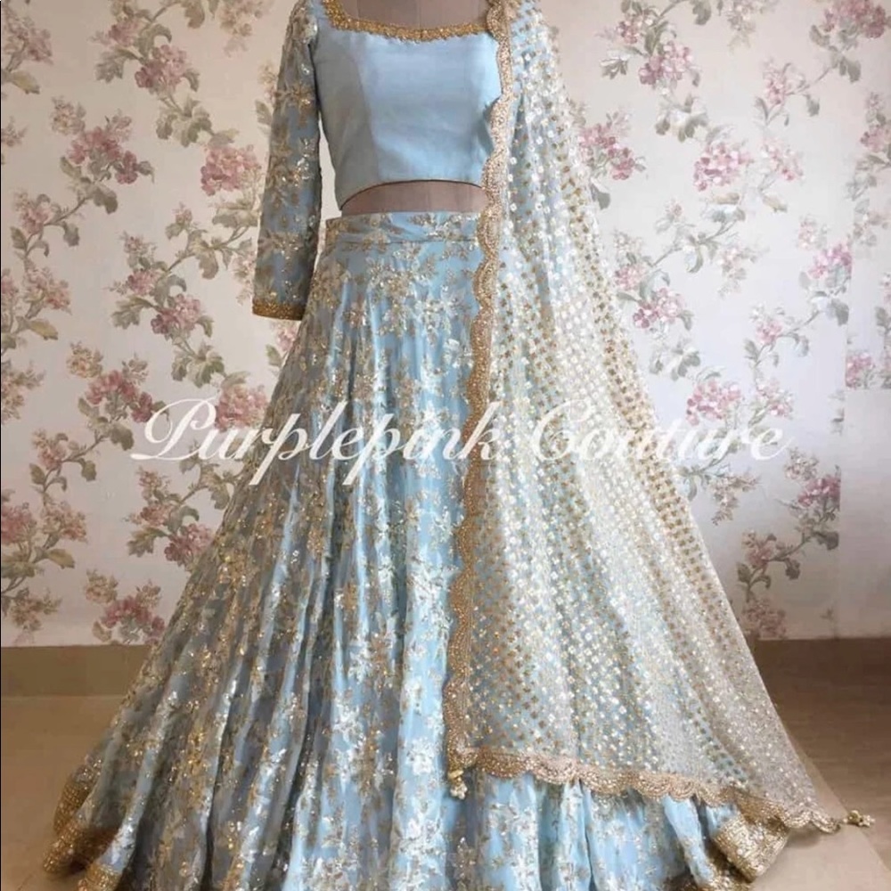 Women Indian outfit